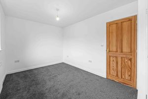 Photo 25- click for photo gallery